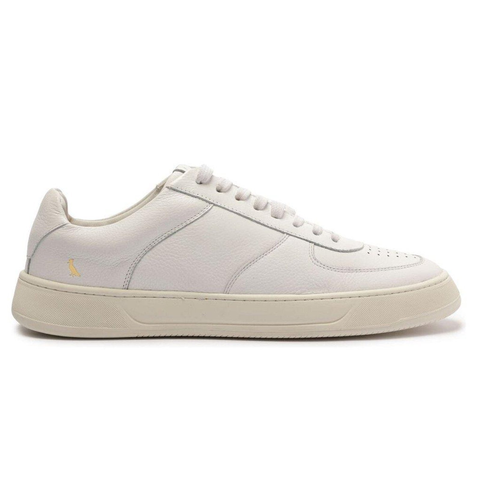 blazer de linho com tênis branco