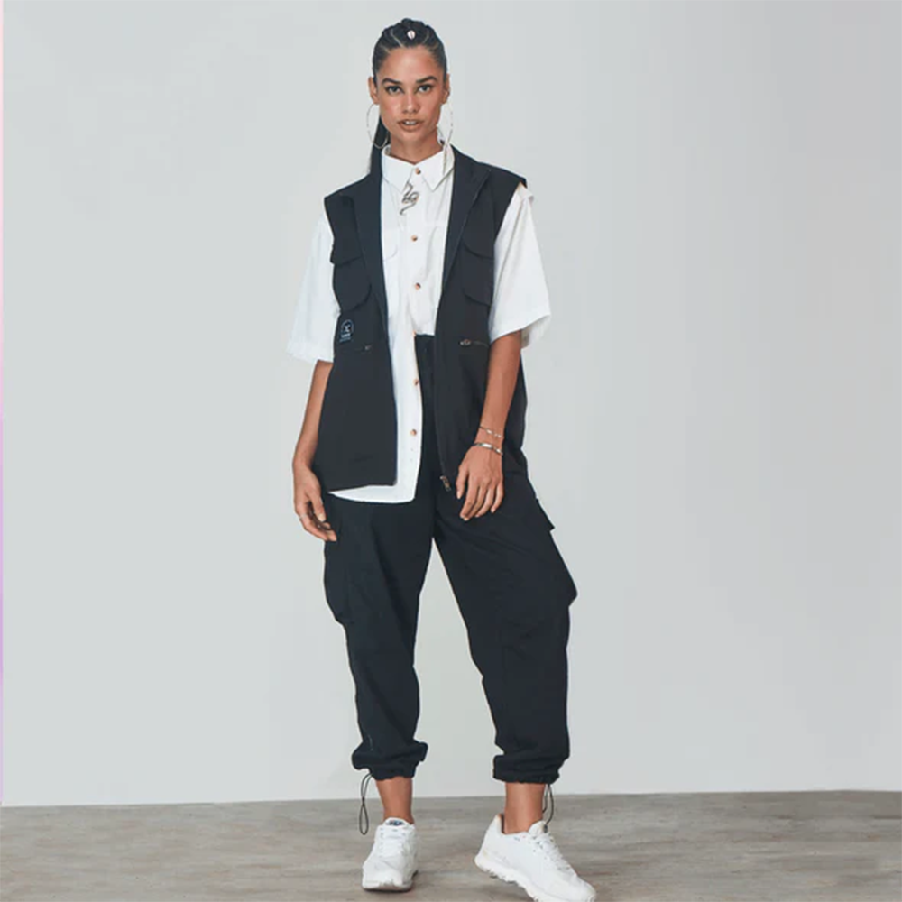 combinação de roupa masculina noturna